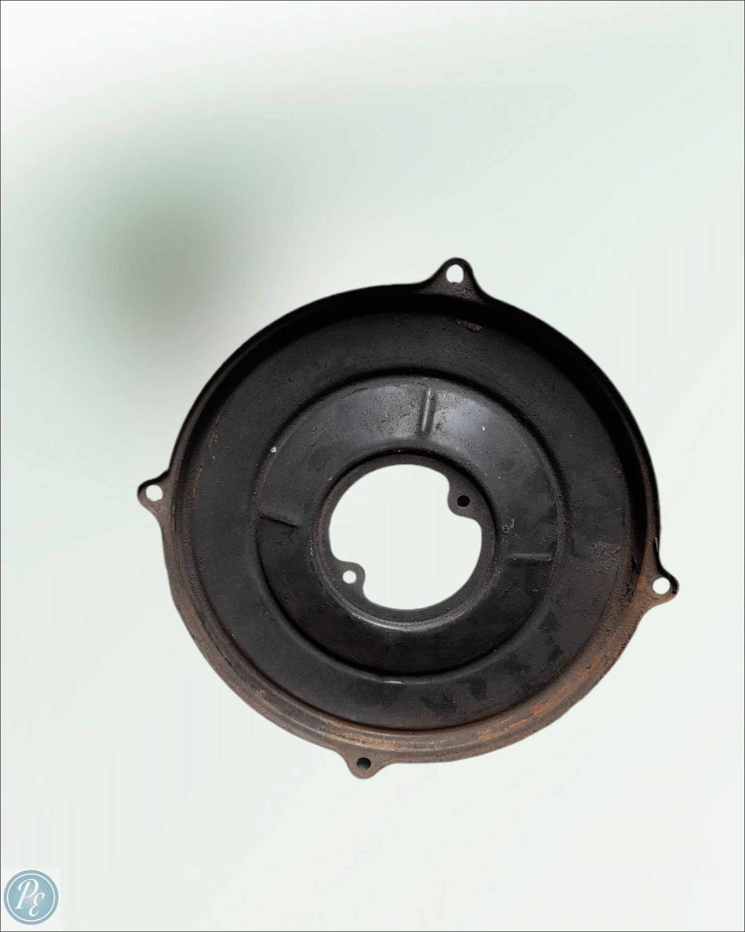 Finde Kühlgebläsedeckel, außen, 25/30/34 PS, gebraucht und weitere VW Käfer Ersatzteile bei  Peter Ebeling Ersatzteile